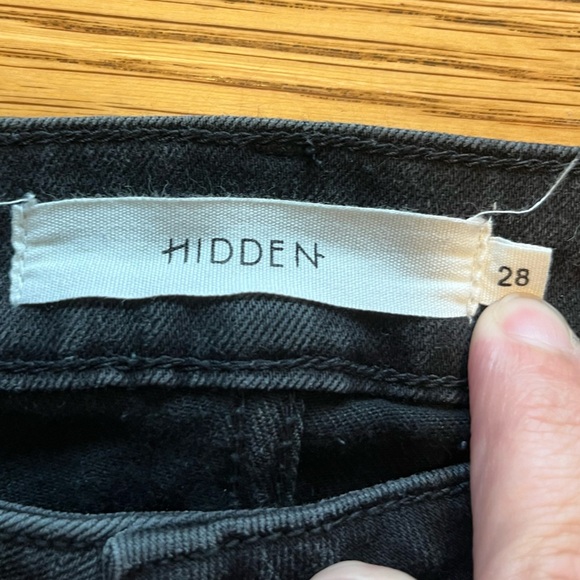 Hidden Black Denim Capri Jeans Size 28 - Picture 2 of 10